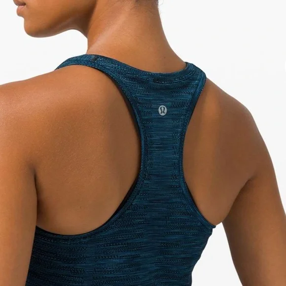 Lululemon Swiftly Tech Racerback 2.0 - Picture 11 of 13